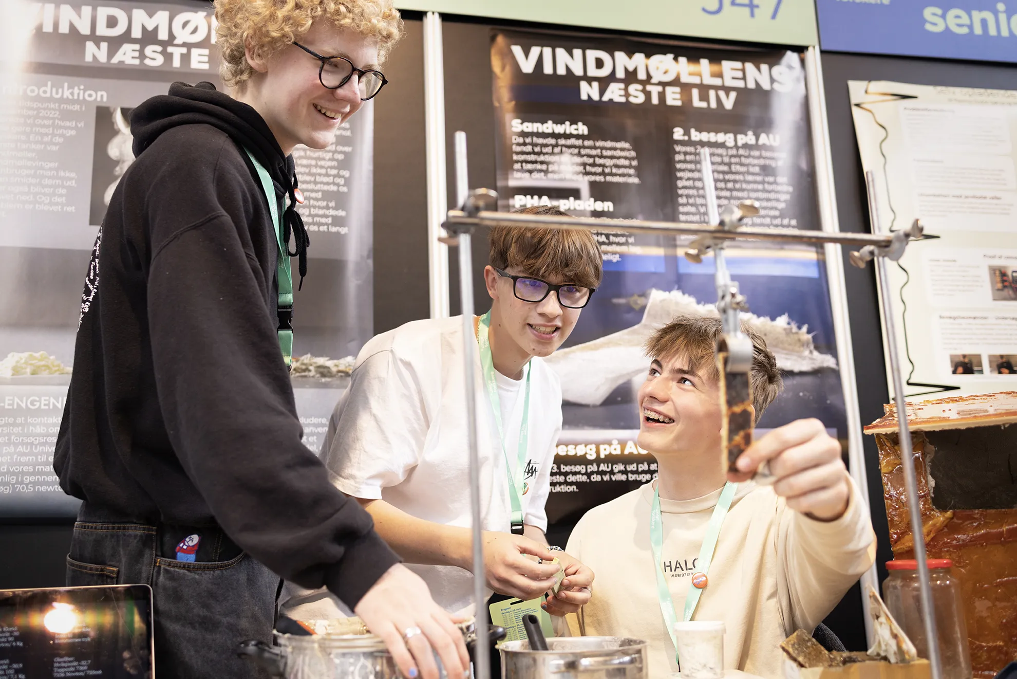 Fra bananskræller til den fjerde dimension: Fem projekter fra Fredericia dyster om titlen som Årets Unge Forsker