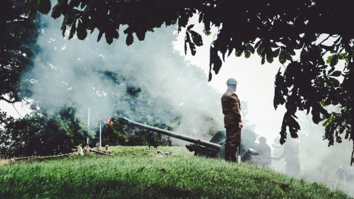 06-06-2023 kanoner.salut.6.juli15