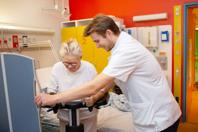 Danskernes tillid til sundhedsvæsenet er afgørende, så man for eksempel tør fortælle lægen, hvad man fejler. Sundhedsdata er noget af det dyrebareste, vi har. Foto: Danske Regioner.
