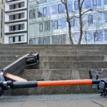 Elløbehjulet er et populært transportmiddel, men giver også anledning til en del uheld. Derfor klæder GF Forsikring dig på til at forstå både færdselsregler og forsikringsdetaljer.