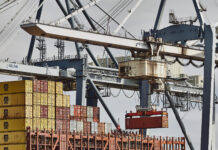 Mærsk hiver havn i retten