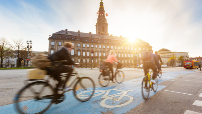 AVISEN 2024.04.15 Offentligt ansatte
