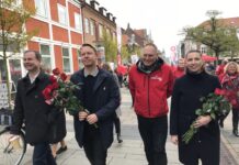 Leder: AVISEN står fast