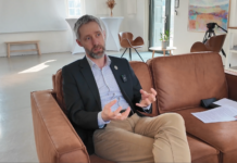 Martin Ramsdal Pedersen under Tv-interview d. 24. marts 2025