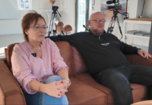 Billede af Susanne Eilersen og Sune Nørgaard Jakobsen under Tv-interview d. 01. april 2025.