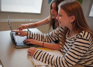 Sådan skaber Fredericia Realskole fællesskab: Klassen, der ikke fandtes i august, er et vi til jul