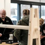 Eddie Hedegaard. Kirppu Butikschef.