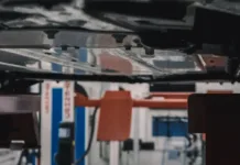 Hvad betyder Teslas vilde prisnedsættelser?