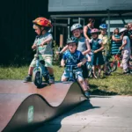 I 2019 modtog Taulov støtte fra GF Fonden for sit arbejde med at udvikle en pumptrackbane, der blandt andet er testet af børnene her i Børnehaven Spiren. (Foto- Frederik Holmegaard Siemons)