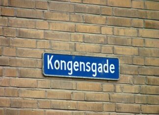 Indbrud uden spor på Kongensgade: Ingen ved, hvordan tyvene kom ind