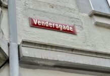 Tre el-løbehjul stjålet fra opgang