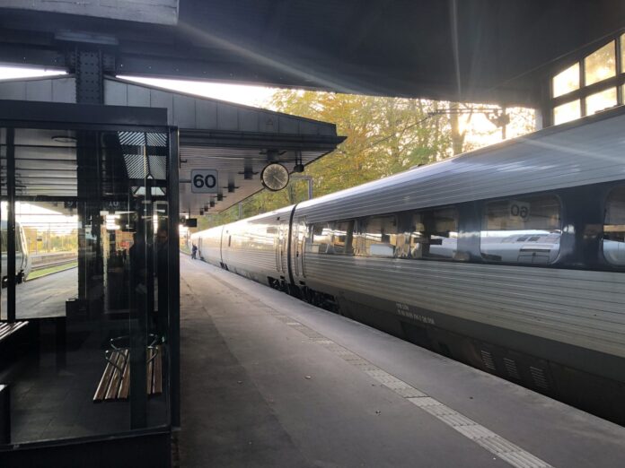 DSB Fredericia Banegård, TOG. Foto: Andreas Dyhrberg Andreassen, Fredericia AVISEN.