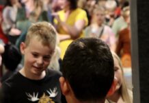 1.600 børn fra Fredericia og Middelfart skal se Vitello på scenen – billetterne blev revet væk