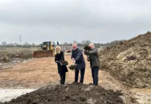 Et eventyr blev udvidet med det syv takkede logo