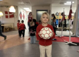 Når håndbold-EM bliver en fest i børnehaven: »Vi har glædet os«