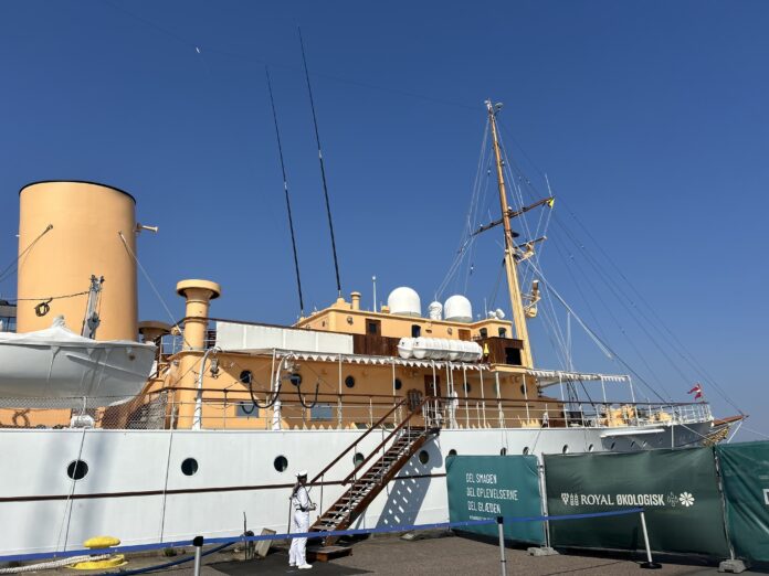 Kongeskibet Dannebrog 060924