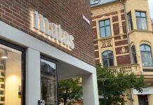 Tyv stjal parfume i Matas og sparkede ansat: Røveri efterforskes i Fredericia