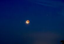 Blodmånen trak folk til Østerstrand