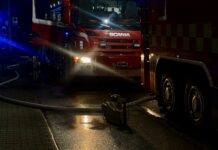 Kælderbrand på Nørrebrogade: Beboere evakueret midt i natten – én indlagt til kontrol