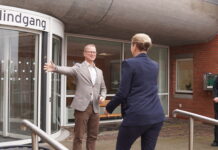 Statsministerbesøg på Danmarks første nærhospital: »Det er nær sundhed i praksis«