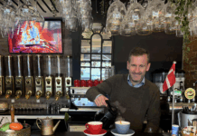 Venstres borgmesterkandidat møder fredericianerne over en kop kaffe