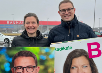 Christian Rabjerg Madsen og Lotte Rod satte de første valgplakater op sammen i Kolding