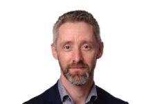 Vi tror vi lytter til de unge, men vi rækker ud de forkerte steder