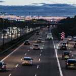 Motoren sluger mere brændstof, når man træder speederen i bund. Foto- Vejdirektoratet.