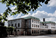 26-årig iværksætter redder ikonisk brudekjolehus: Panayotis genopstår efter konkurs