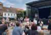 Børnene sang, klappede og drømte om is, da Katrine Bille kom til Fredericia