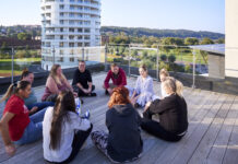 Naturen ind i plejen: Svend Brinkmann blandt talerne når CARE OUTSIDE gør status i Vejle