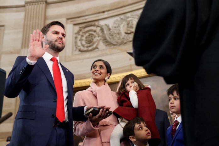 Vice_President_JD_Vance_is_sworn_in_(01)